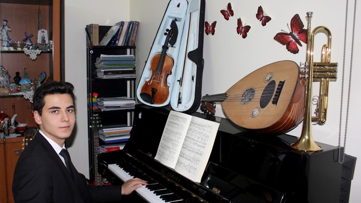 istanbul teknik üniversitesi (itü) türk musikisi devlet konservatuvarı öğrencisi 17 yaşındaki güneş yakartepe.jpg
