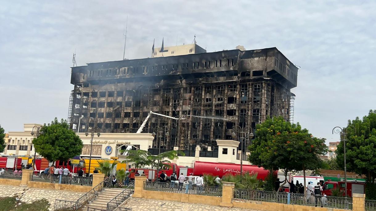 埃及一栋警察局大楼起火导致至少38人受伤