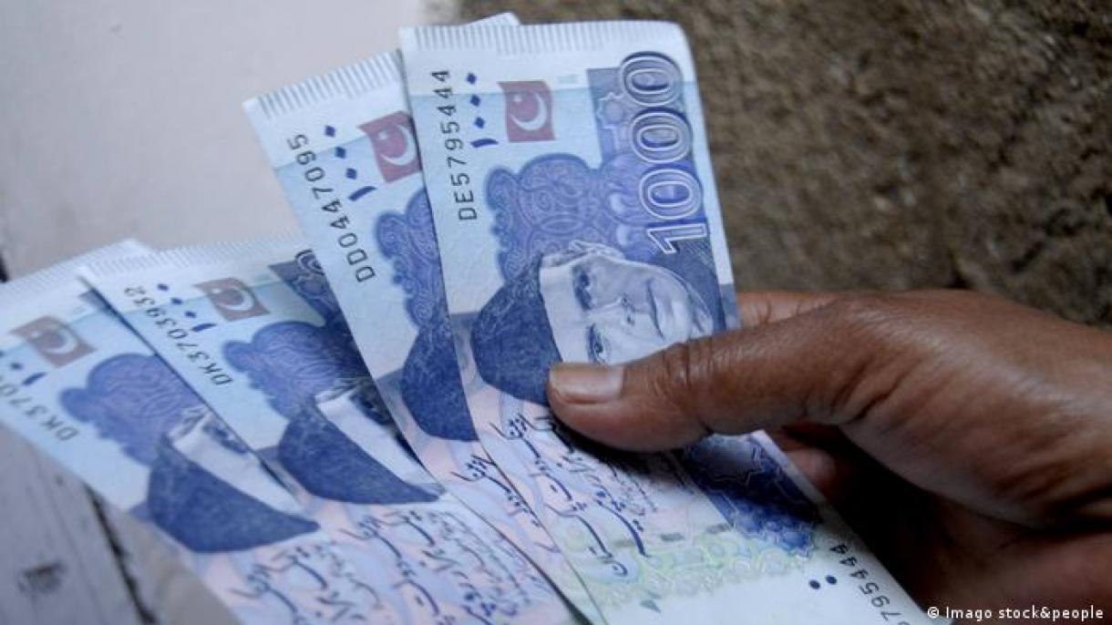پاکستان میں ترسیلات زر ریکارڈ سطح پر 29.4 بلین ڈالر تک پہنچ گئی