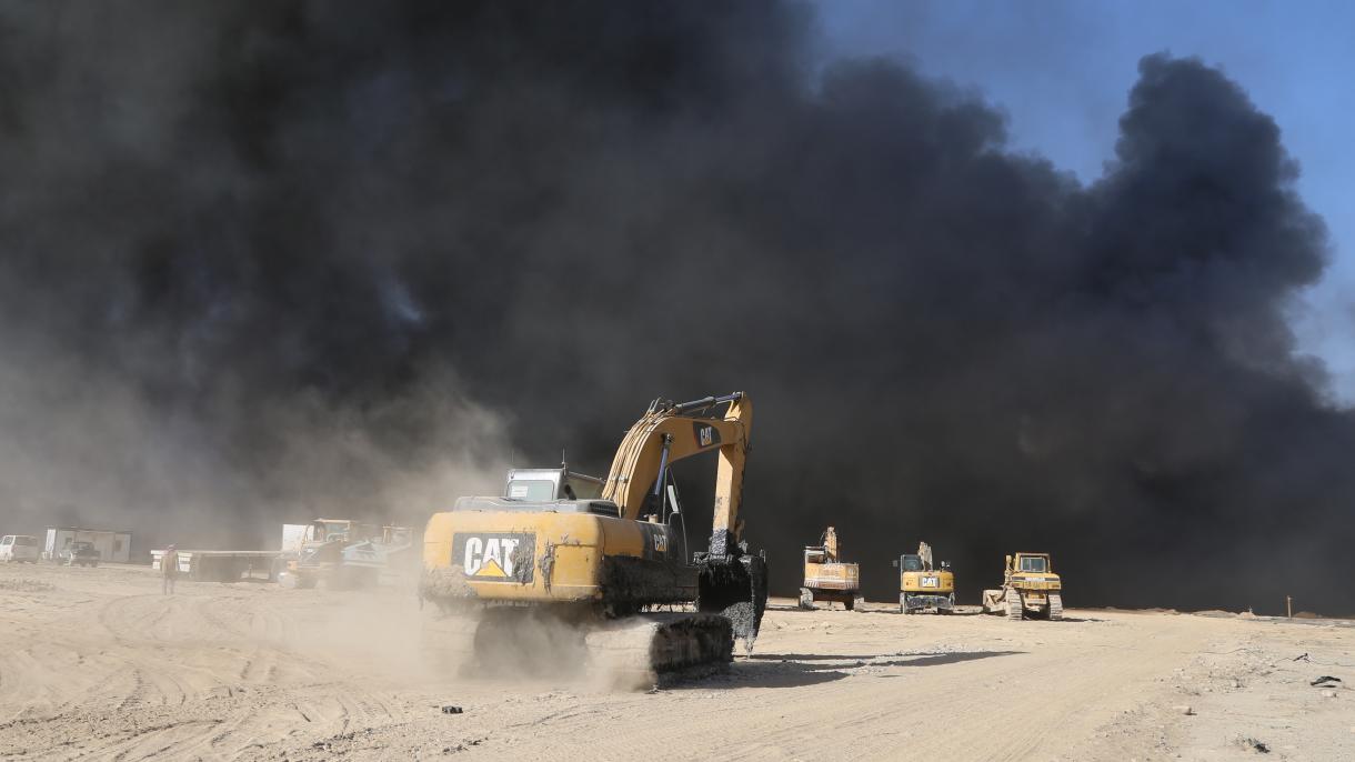 达伊沙点燃25个油井 多数油井大火已被扑灭