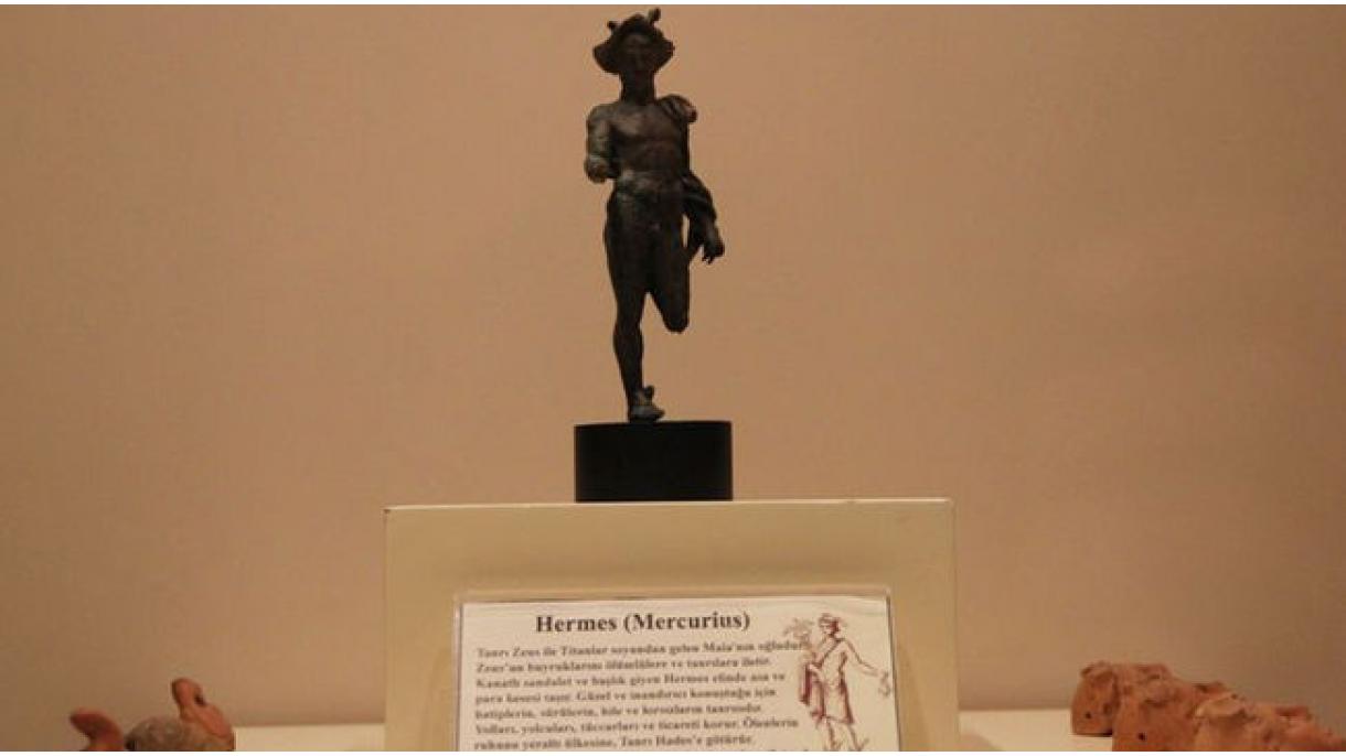 Foi encontrada a estátua de Hermes, o “deus dos ladrões”, com 2 mil anos de idade