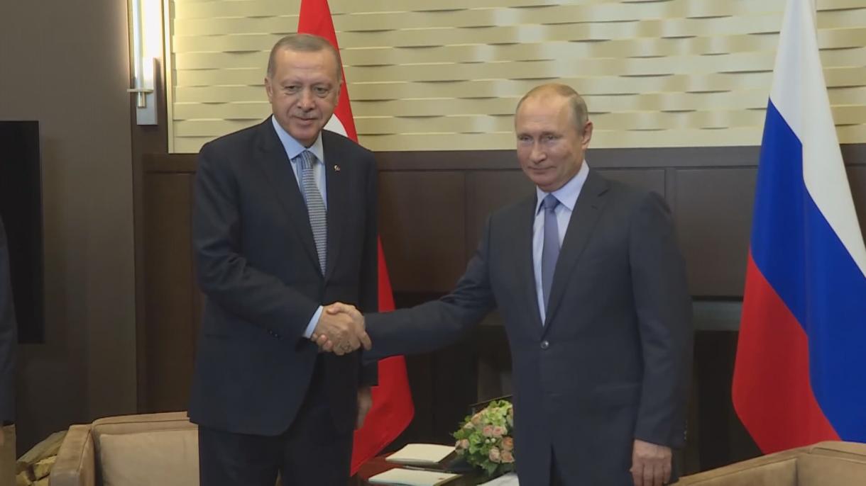 اردوغان "روز پیروزی" را به پوتین تبریک گفت