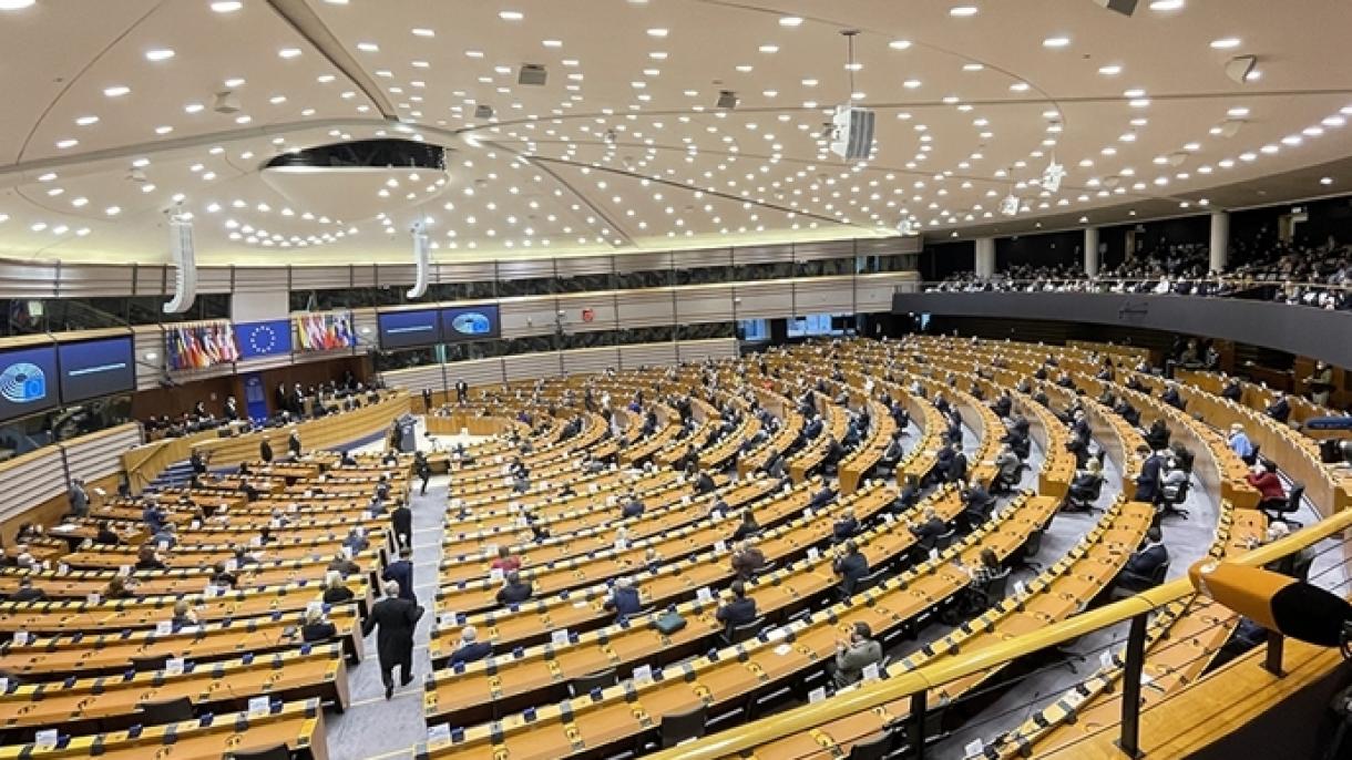El Parlamento Europeo  da apoyo financiero a Moldavia