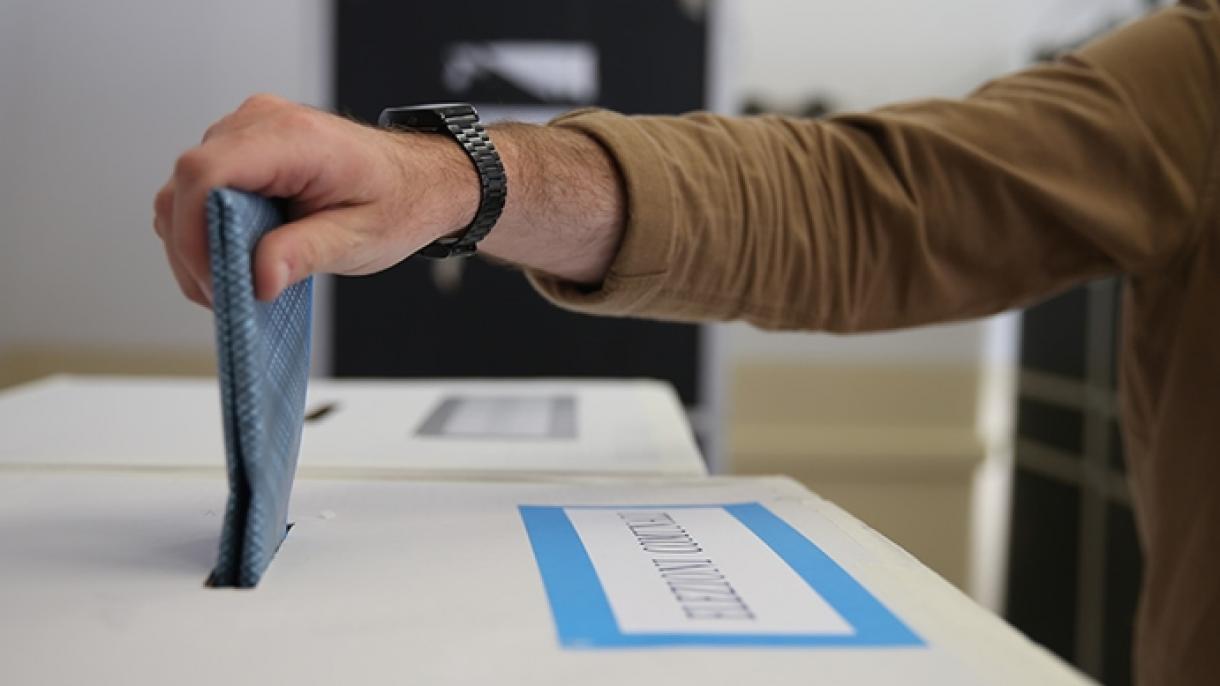 Elezioni amministrative parziali tenutesi ieri in Italia vincono candidati del centrosinistra