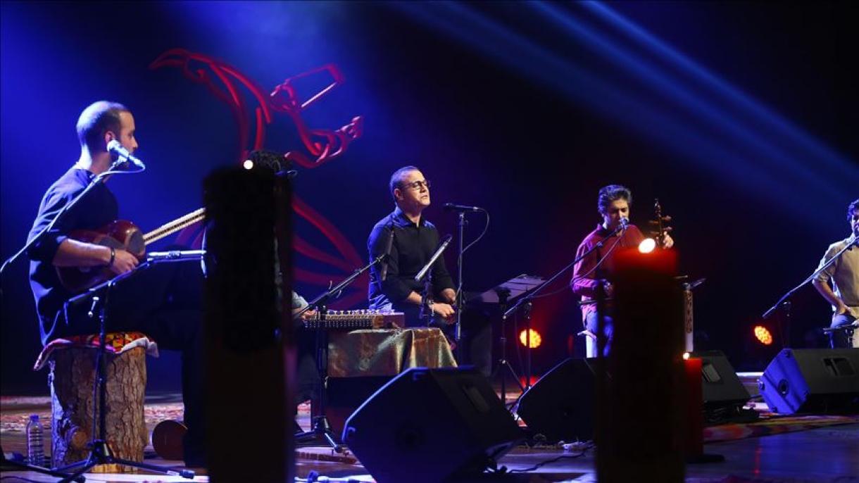 اجرای کنسرت خواننده ایرانی در قونیه