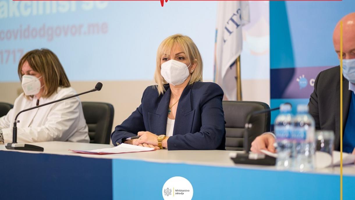 Karadağ Sağlık Bakanı_Jelena Boronoviç Bojoviç.jpg