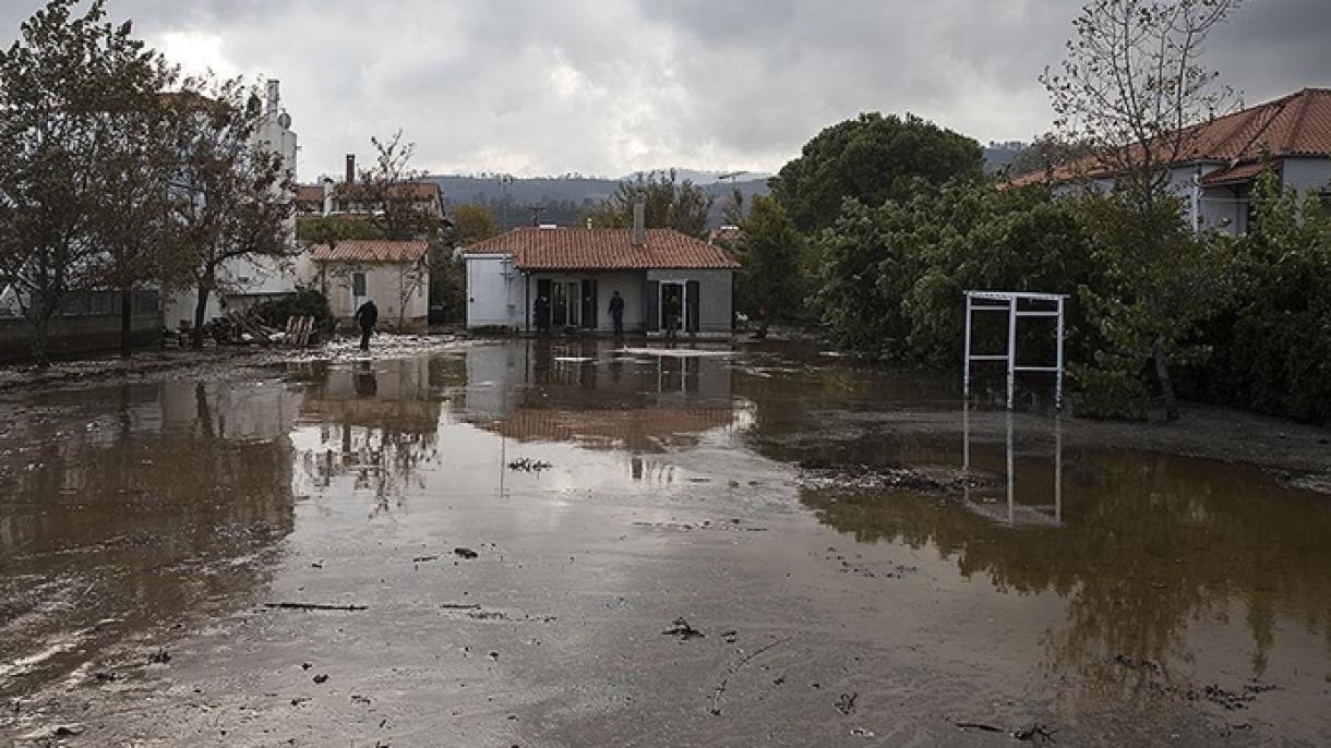 یونان میں نا مساعد موسمی حالات کے  باعث کئی مکانات زیرآب