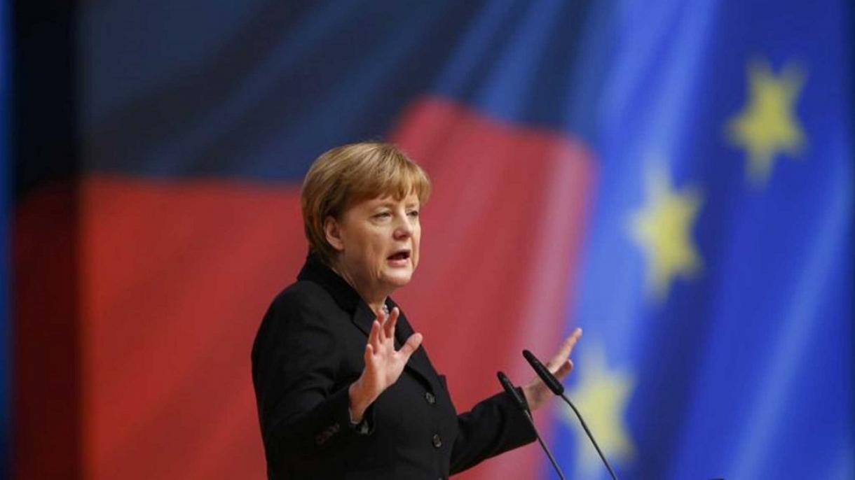 Merkel: E papranueshme që disa vende evropiane refuzojnë të presin refugjatë myslimanë