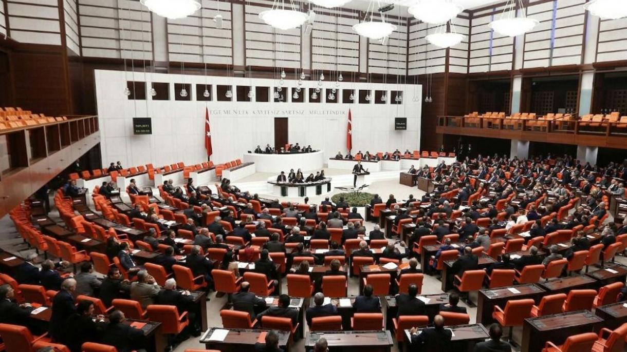 تصویب لایحه تلعین اظهارات ضد اسلامی مکرون در مجلس ملی کبیر ترکیه