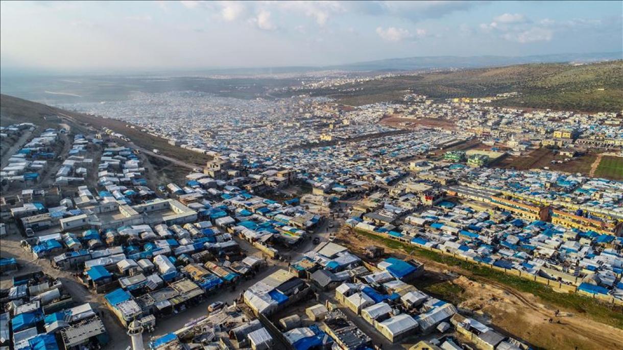 Cidades de tendas em Idlib na Síria, completamente cheias devido à recente onda de migração