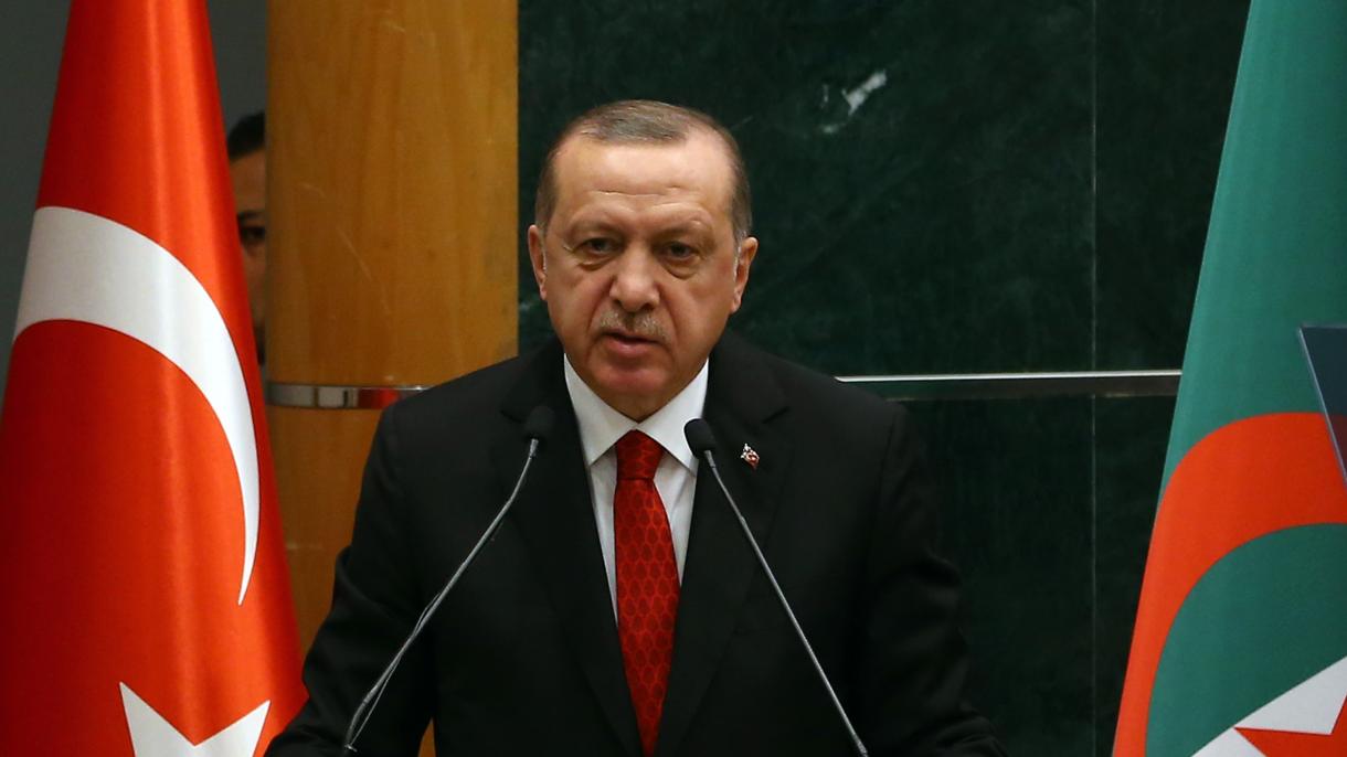 Erdogan Türkiýe-Alžir işewürler forumyna gatnaşdy
