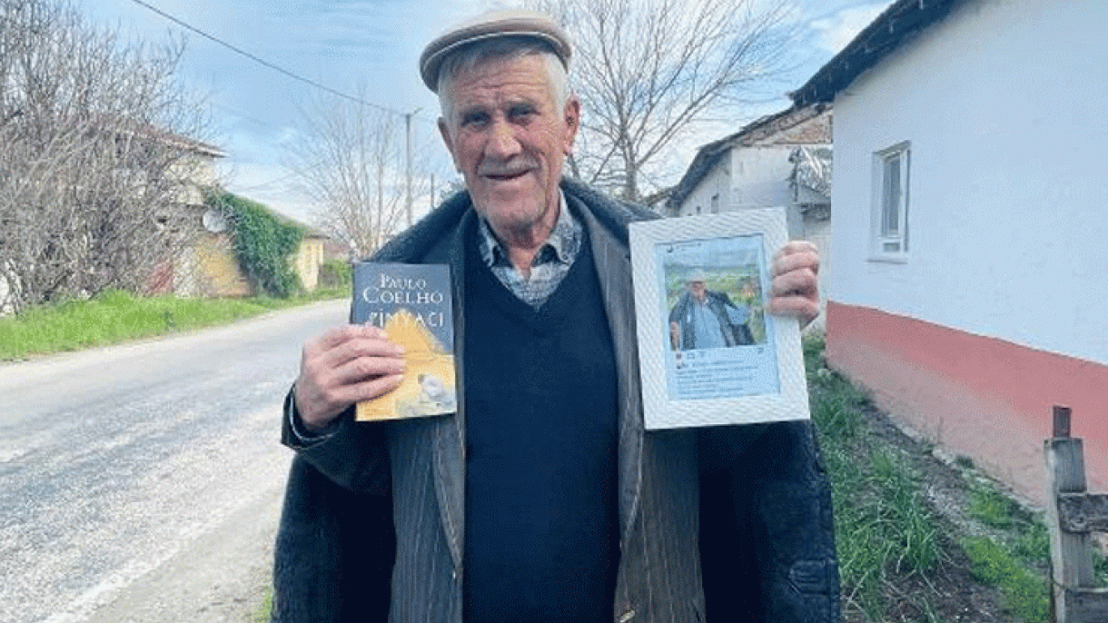 El pastor turco quiere conocer al escritor Paulo Coelho, quien compartió su foto en redes sociales