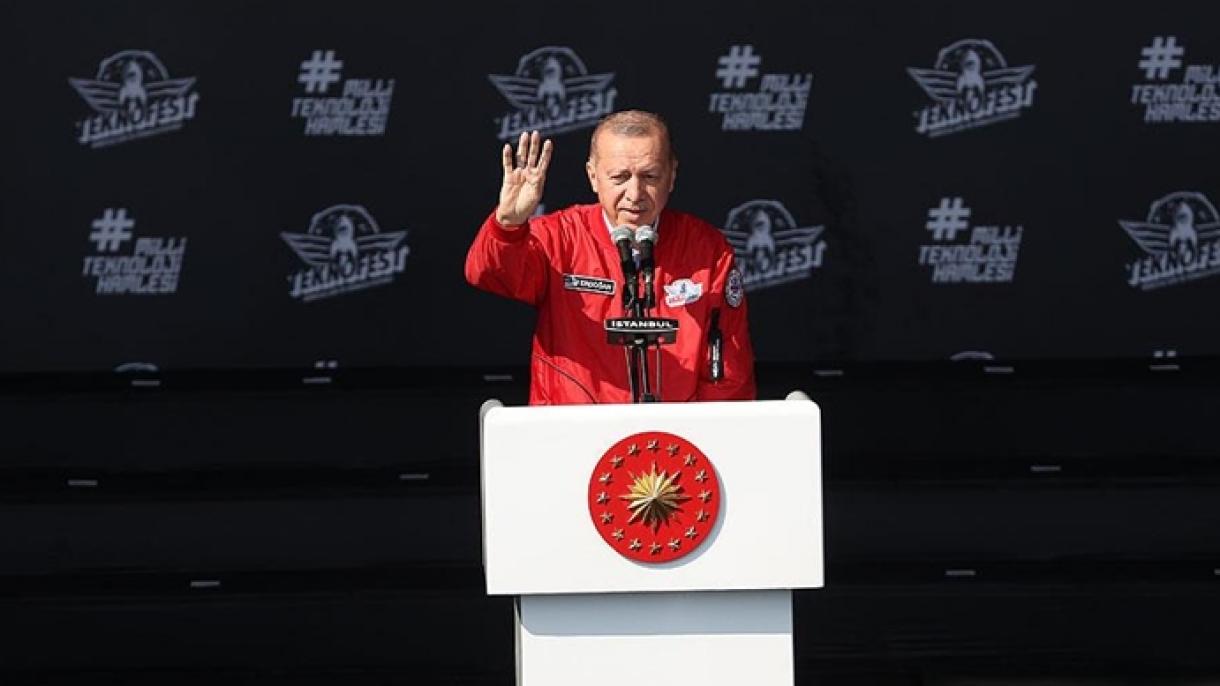 Erdogan: "Vamos a hacer una marca internacional TEKNOFEST a partir del año que viene"