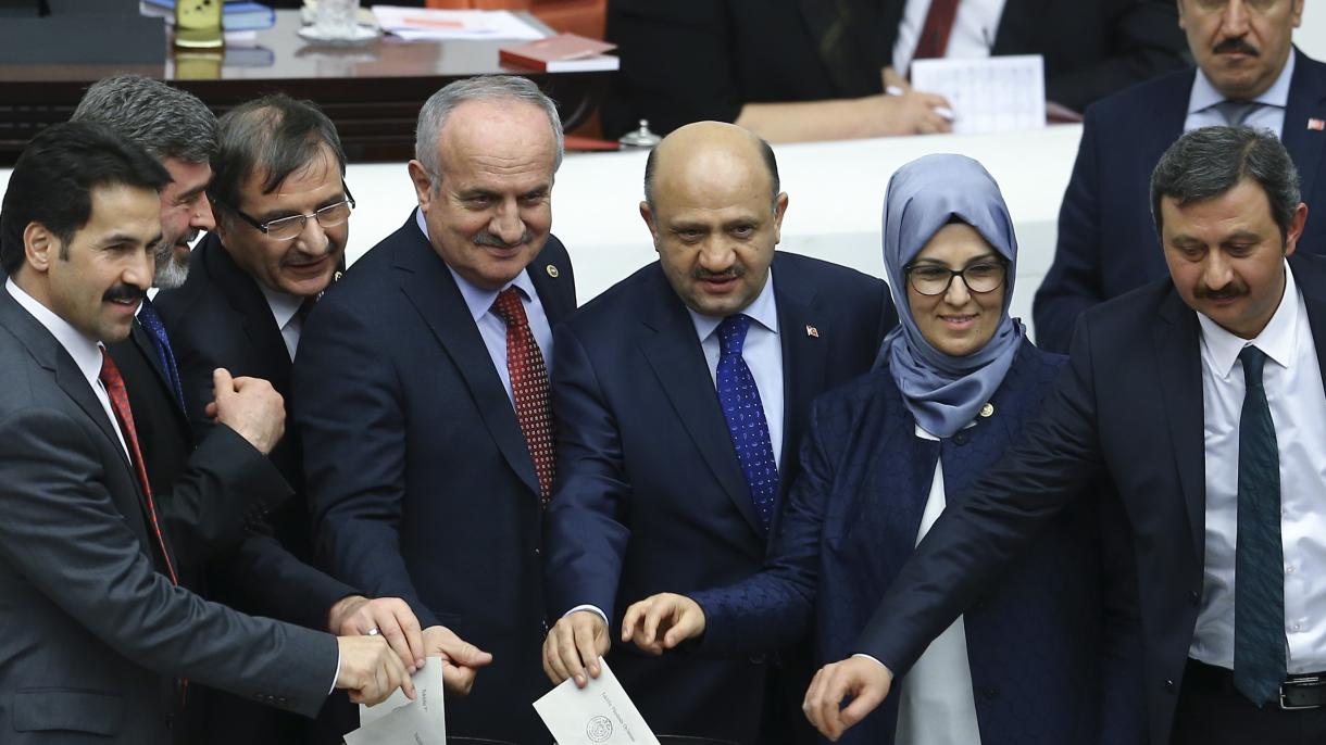 Täq’dim parlament ğomum şurasında qabul itelde