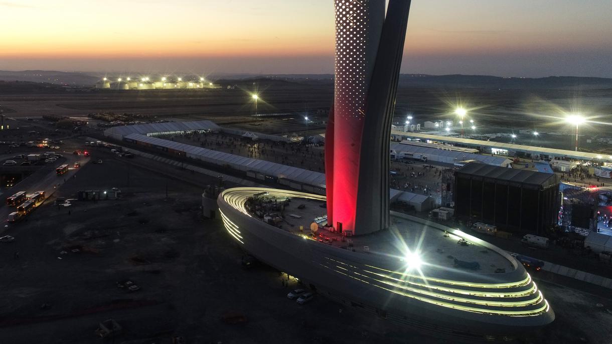 Teste ao novo aeroporto com 3 aviões