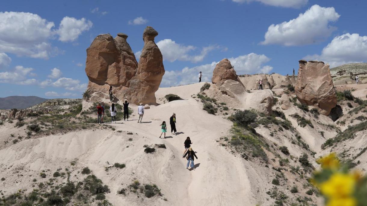 Kapadokya bölgəsinə turist axını artaraq davam edir