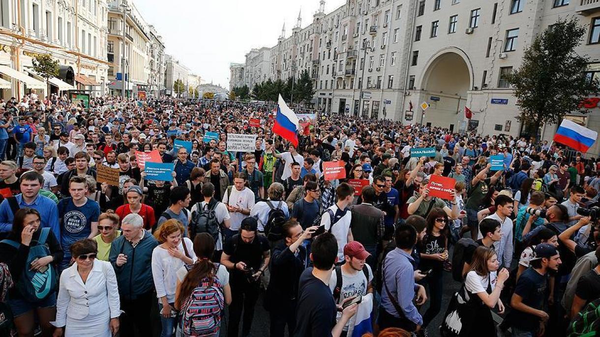 Протести ширум Русија поради нацрт-законот за зголемување на старосната граница за пензионирање