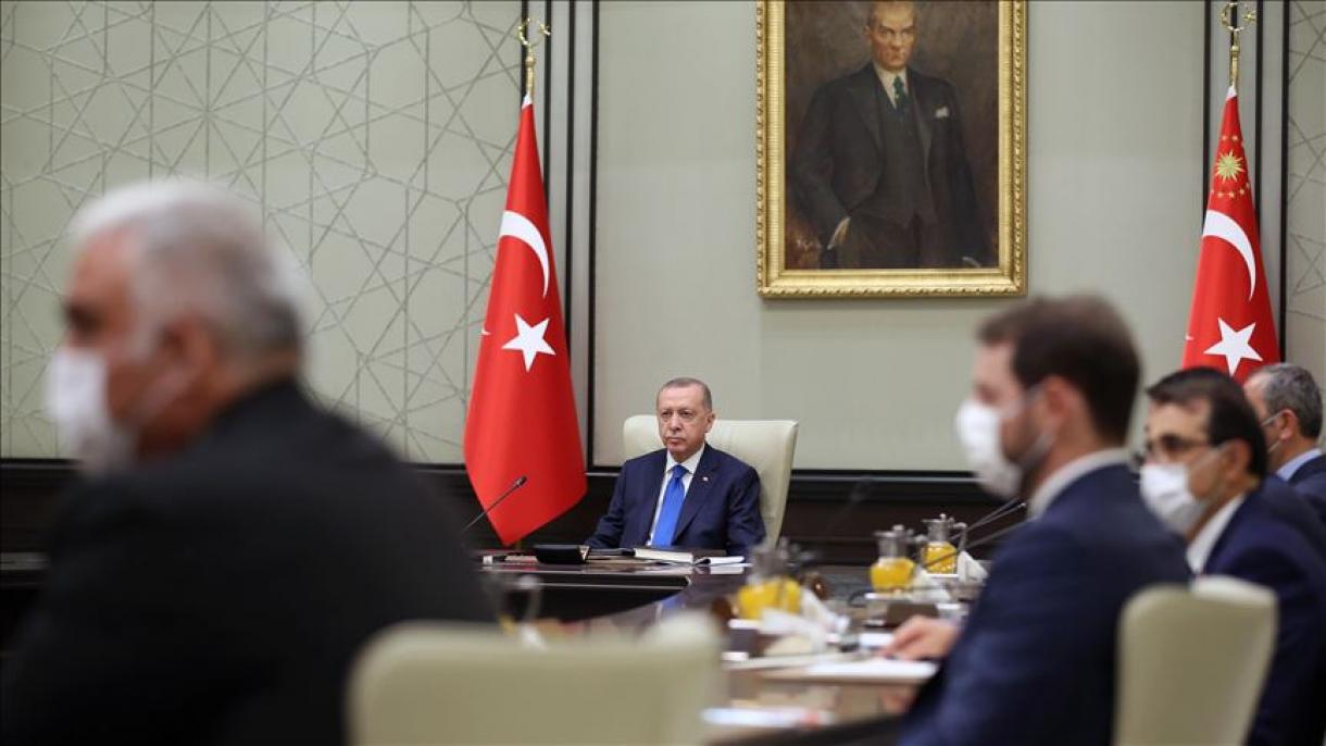 Ülésezik a török elnöki kabinet