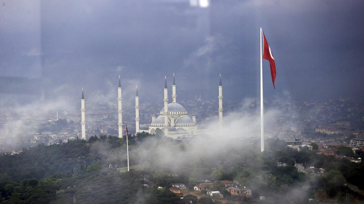 Isztambulban megnyitották Európa legmagasabb épületét