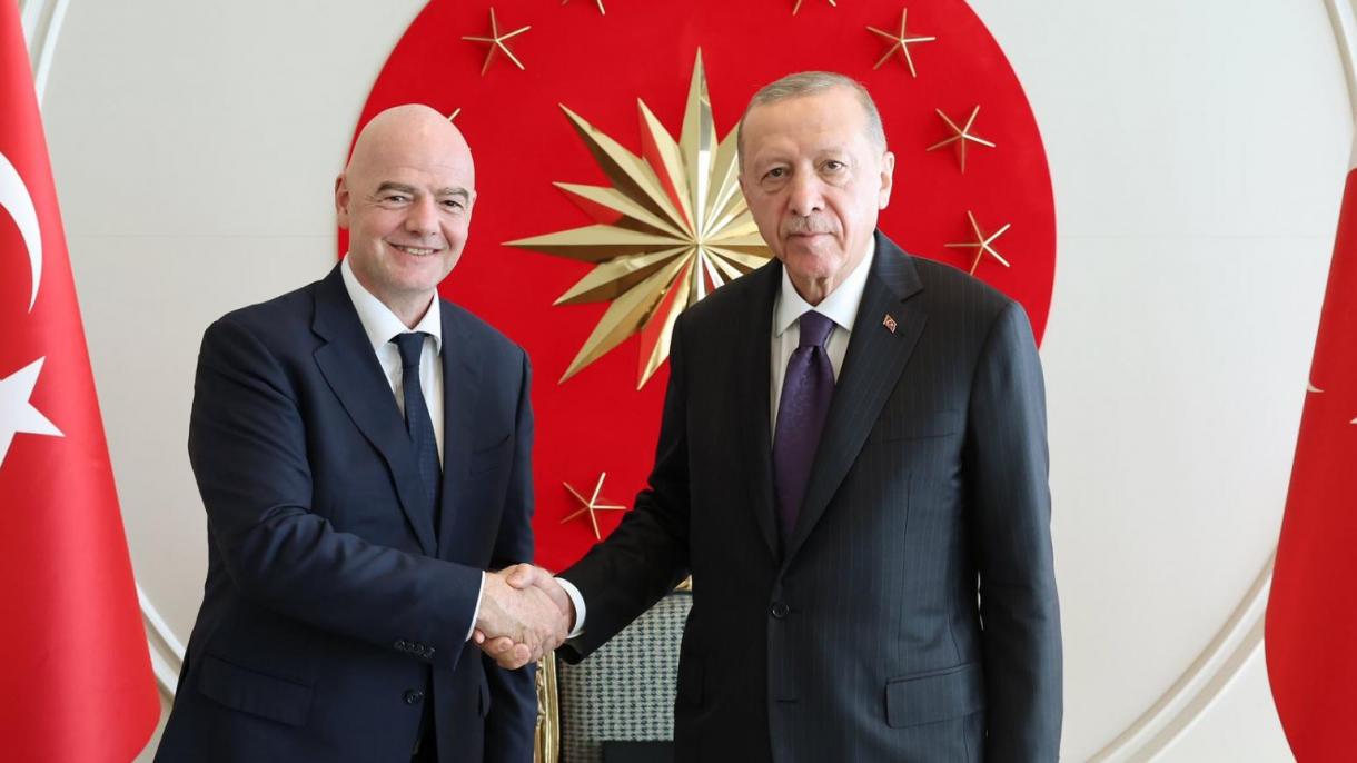 Gianni Infantino-Erdogan.jpg