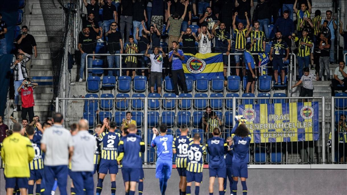 El Fenerbahce se clasifica para los playoffs de la Liga Europa de la UEFA