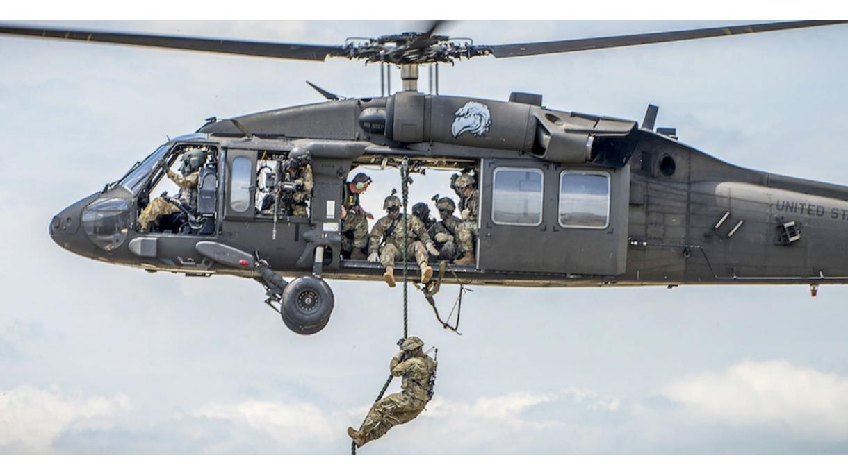 ABD-den Arnavutluk ordusuna Black Hawk helikopter yardımı_5.jpg