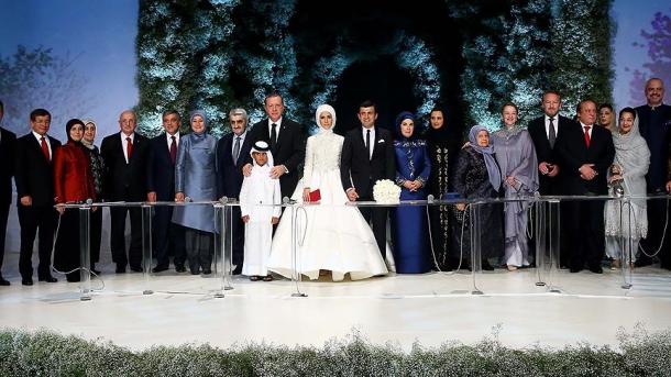 总统女儿苏梅耶·埃尔多昂昨天步入婚姻的殿堂