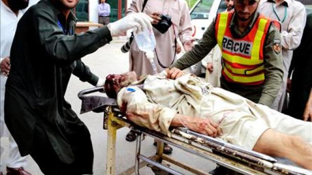 Krvavi napad na policijsku stanicu u Pakistanu