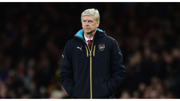 Foot: Le coach français Arsène Wenger lâche les commandes d’Arsenal en fin de saison