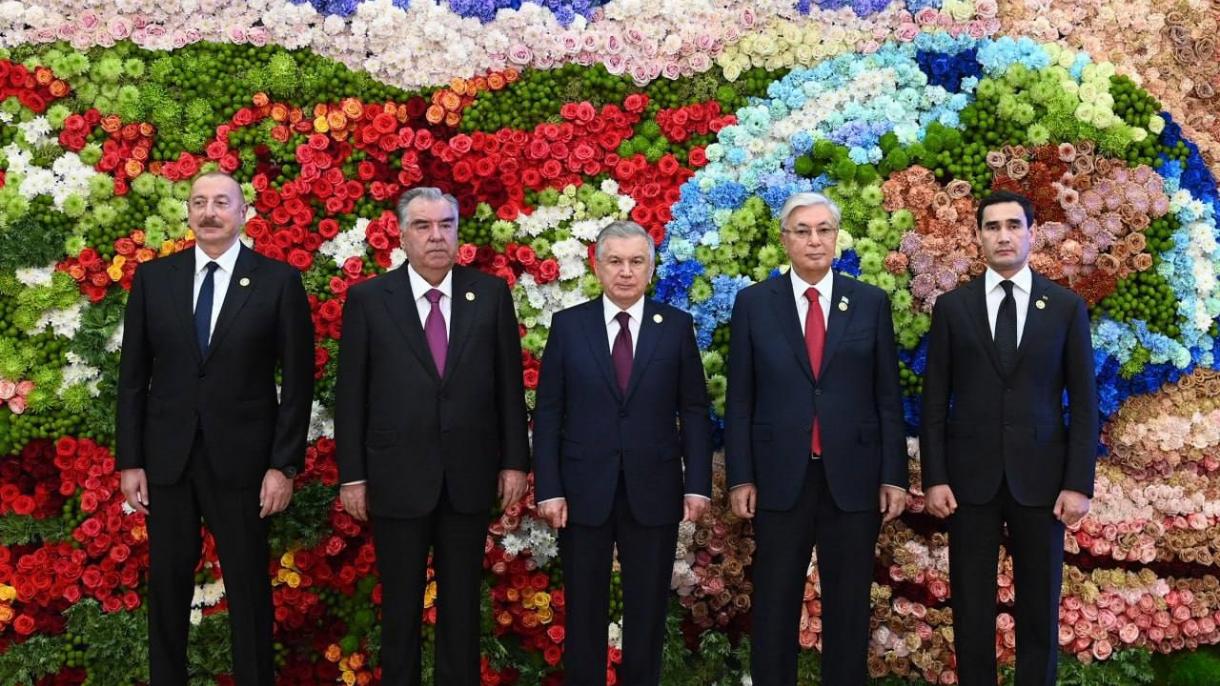 Orta Asya Ülke Cumhurbaşkanları Tacikistan Özbekistan Türkmenistan Kazakistan Kırgızistan Azerbaycan Mirziyayev Berdimuhamedov1.jpg