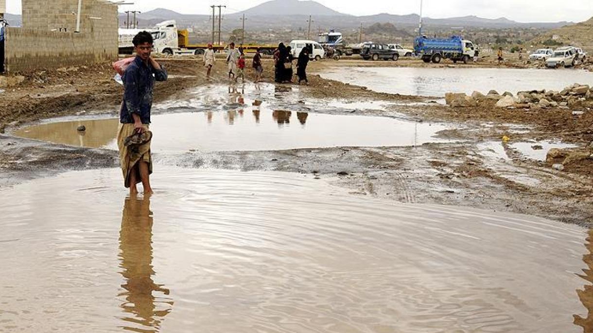 也门和沙特阿拉伯暴雨引发洪灾 35人死