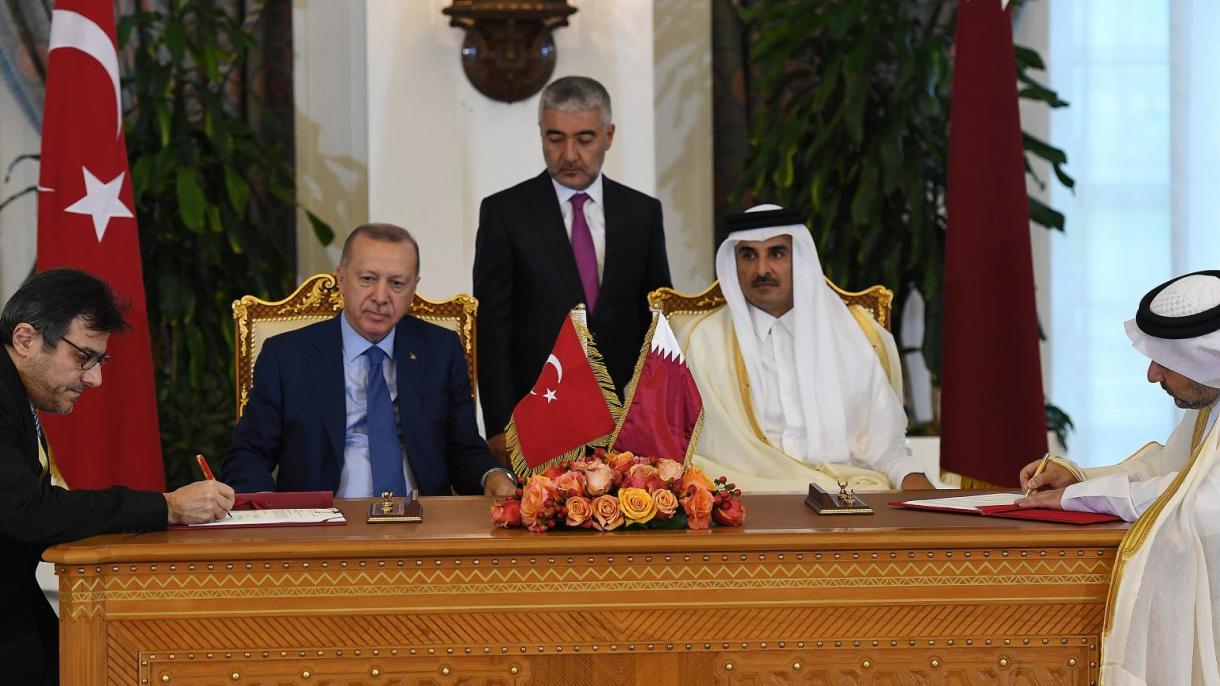 卡塔尔埃米尔：土卡两国朝着目标阔步前进