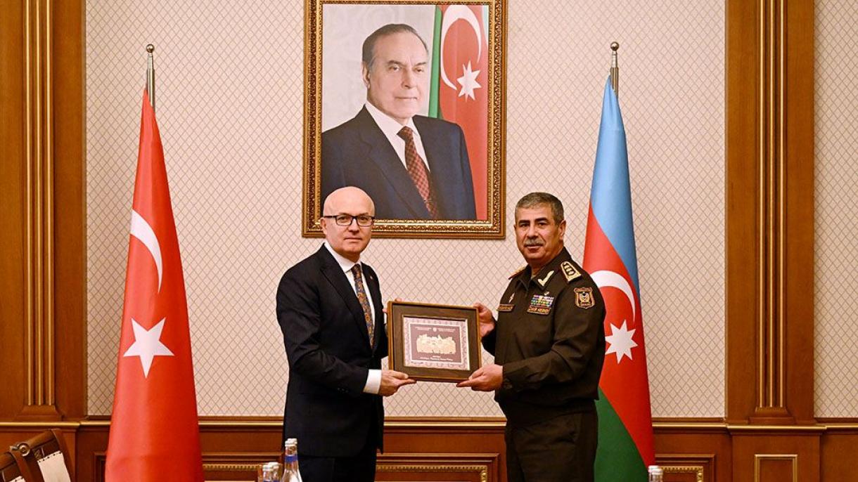 Milli Goranmak Ministriniň Orunbasary Tüfekji Azerbaýjanda Saparda Boldy