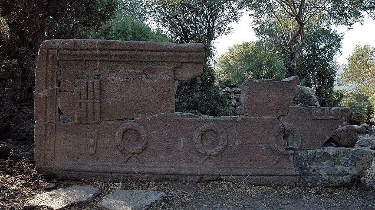Descubren en Turquía el primer sarcófago de un director de escuela de la historia