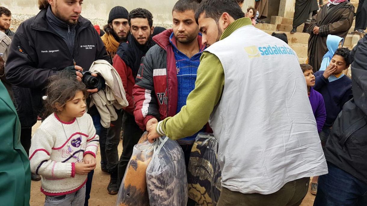 توزیع کمک های ترکیه به مهاجرین حلب