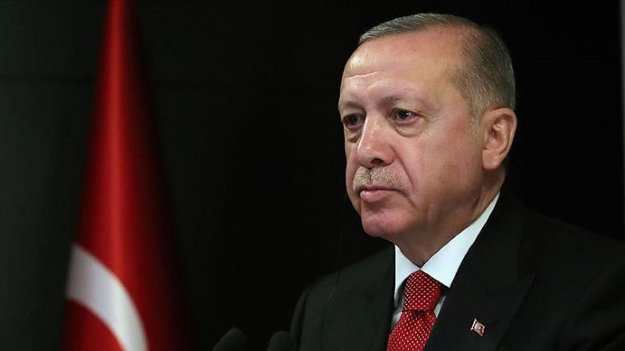 Presidente Erdogan pubblica un messaggio in occasione della festa del papà