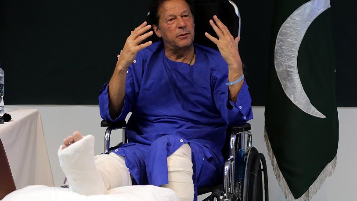 زخمی سابق وزیر اعظم کا اسپتال میں علاج معالجہ جاری