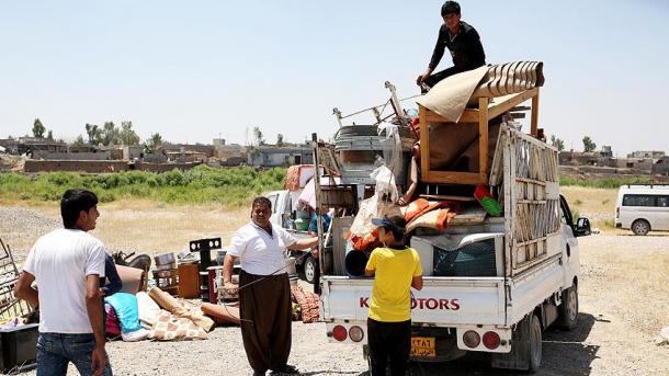 هشدار وزیر امور مهاجرت و مهاجرین عراق در مورد وضعیت سخت آواره گان جنگی
