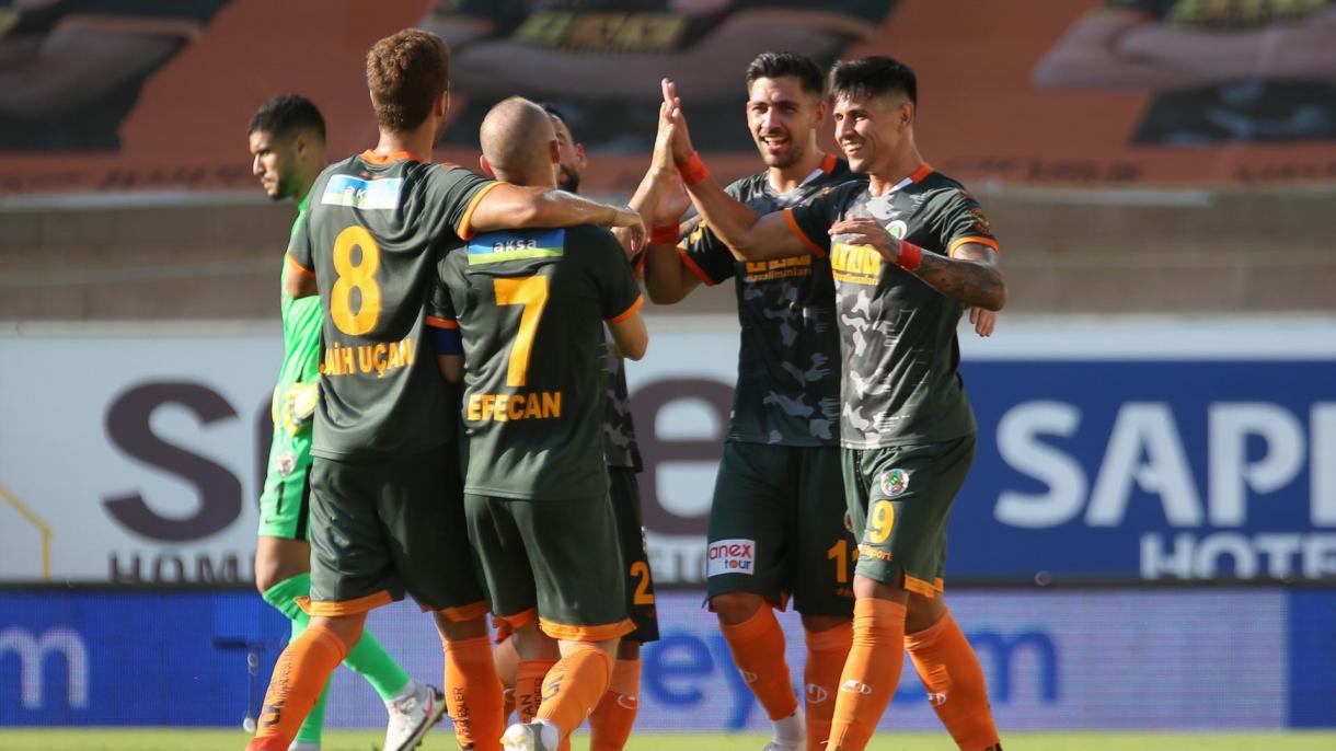 Super liga matçları
