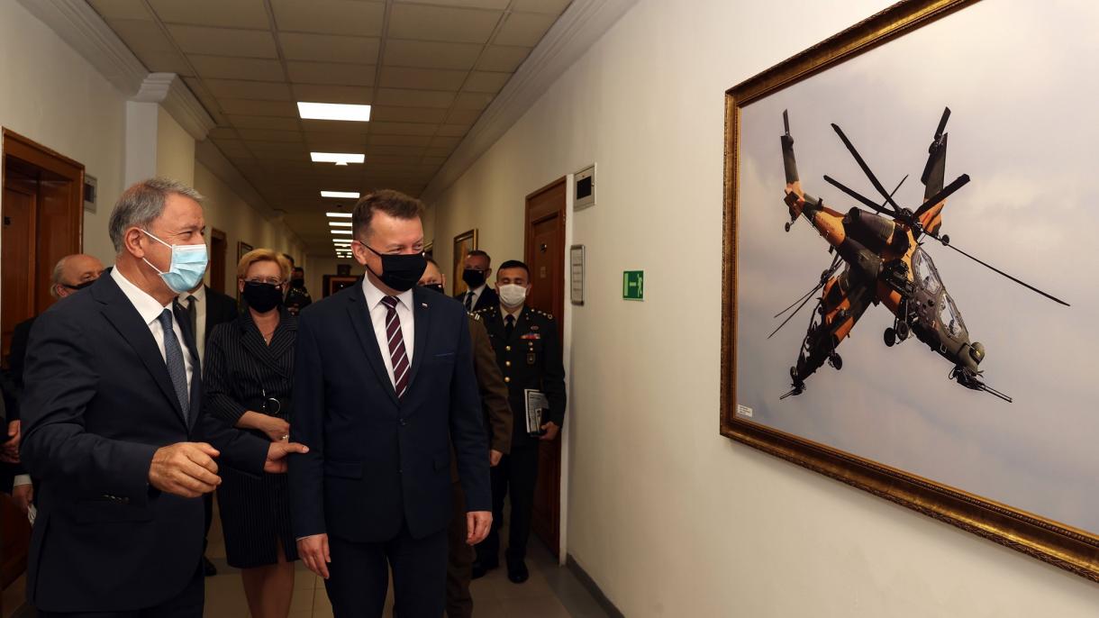 Milli Savunma Bakanı Hulusi Akar Polonya Savunma Bakanı Mariusz Blaszczak4.jpg