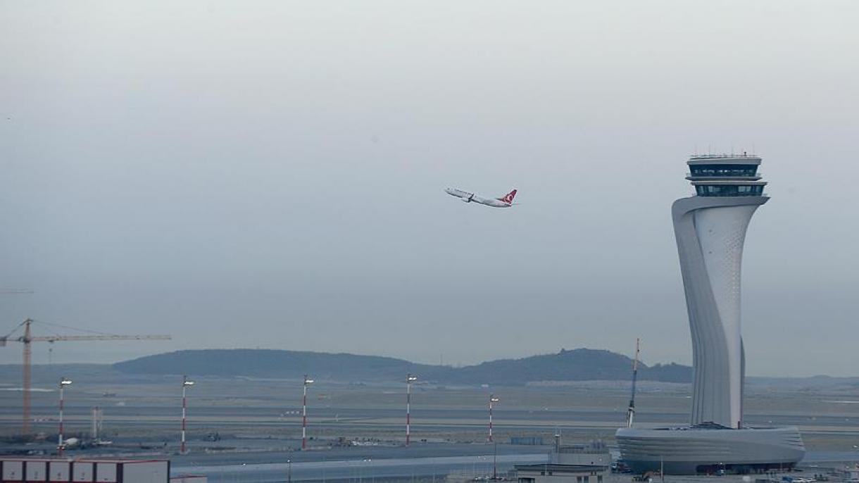 Felszállt az első külföldi járat az Isztambul Repülőtérről