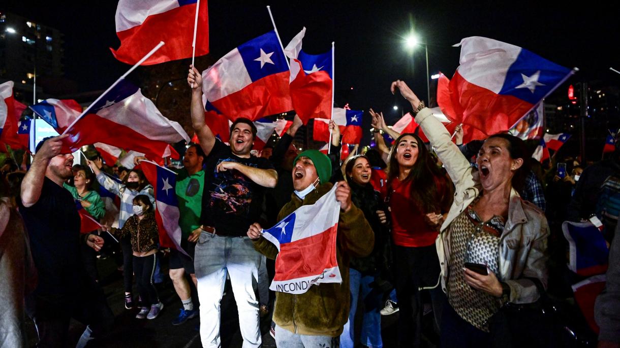 مردم شیلی به قانون اساسی جدید "نه" گفتند