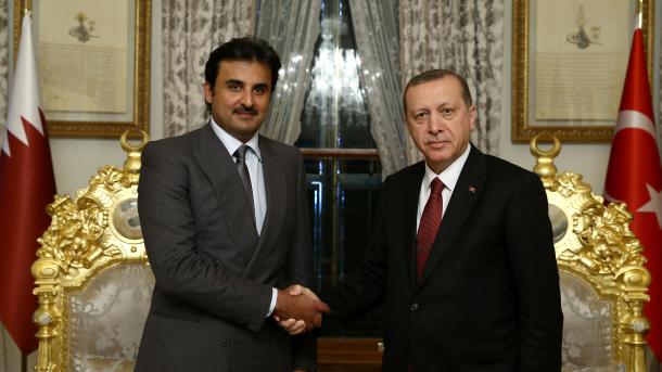 Emirul Qatarului, Sheikh Hamad Bin Al Sani se află în Turcia.