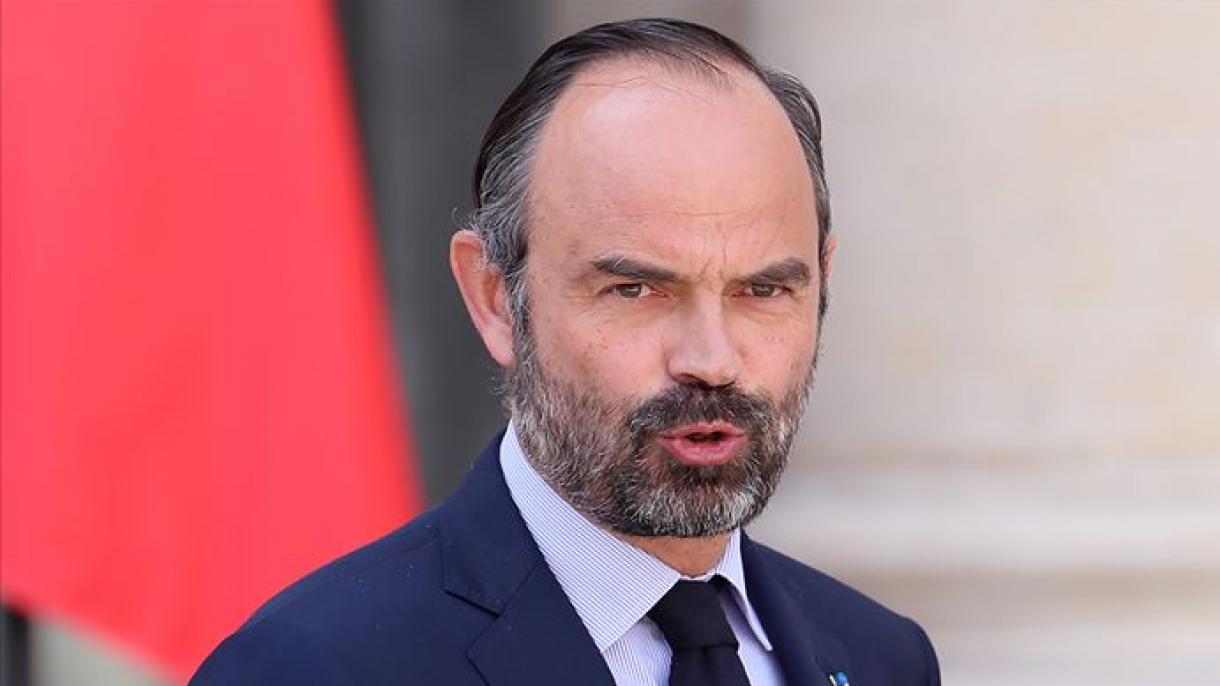 France : la popularité d’Edouard Philippe toujours en hausse, celle de Macron en baisse