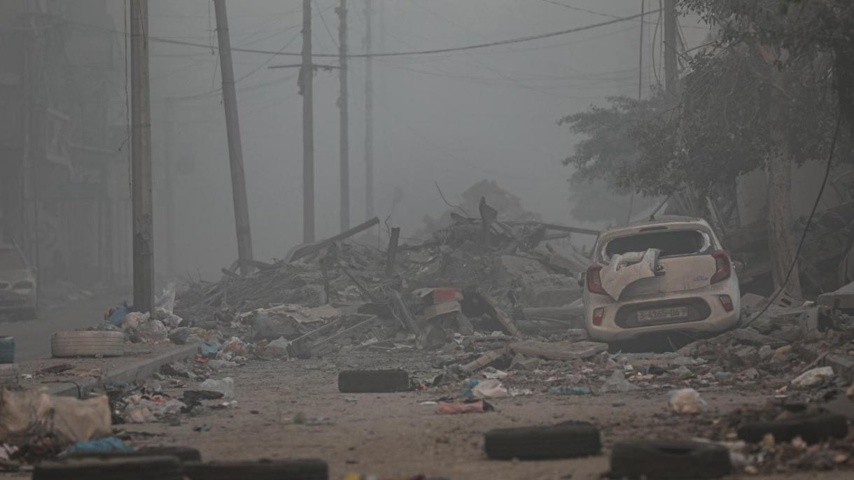 Israel bombardea densamente alrededor del Hospital indonesio