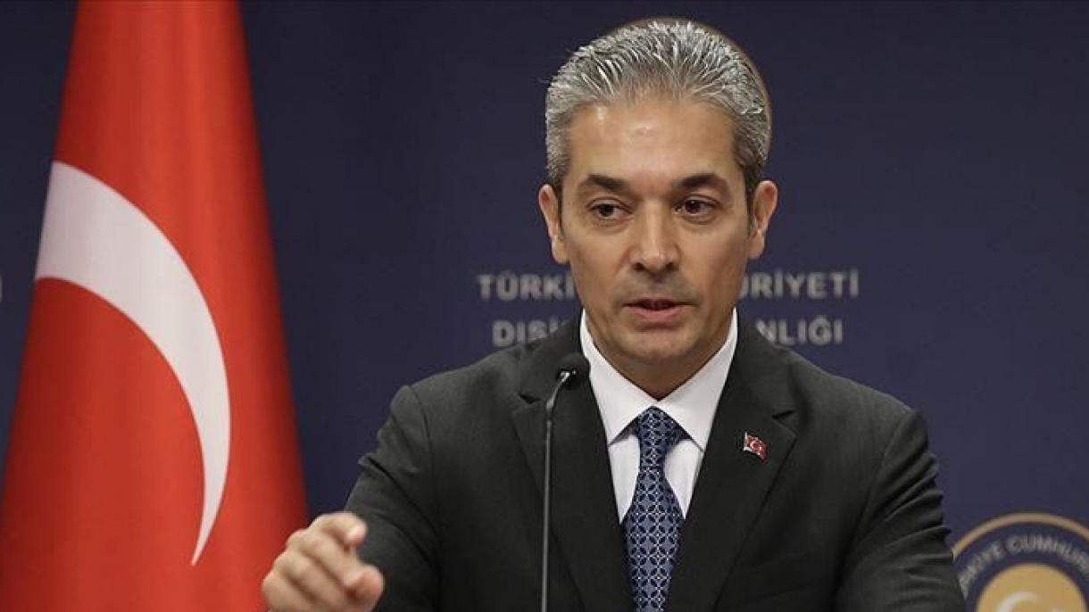 انتقاد وزیر خارجه یونان از نحوه برخورد ترکیه با اقلیت یونان «تراژی‌کمدی» است