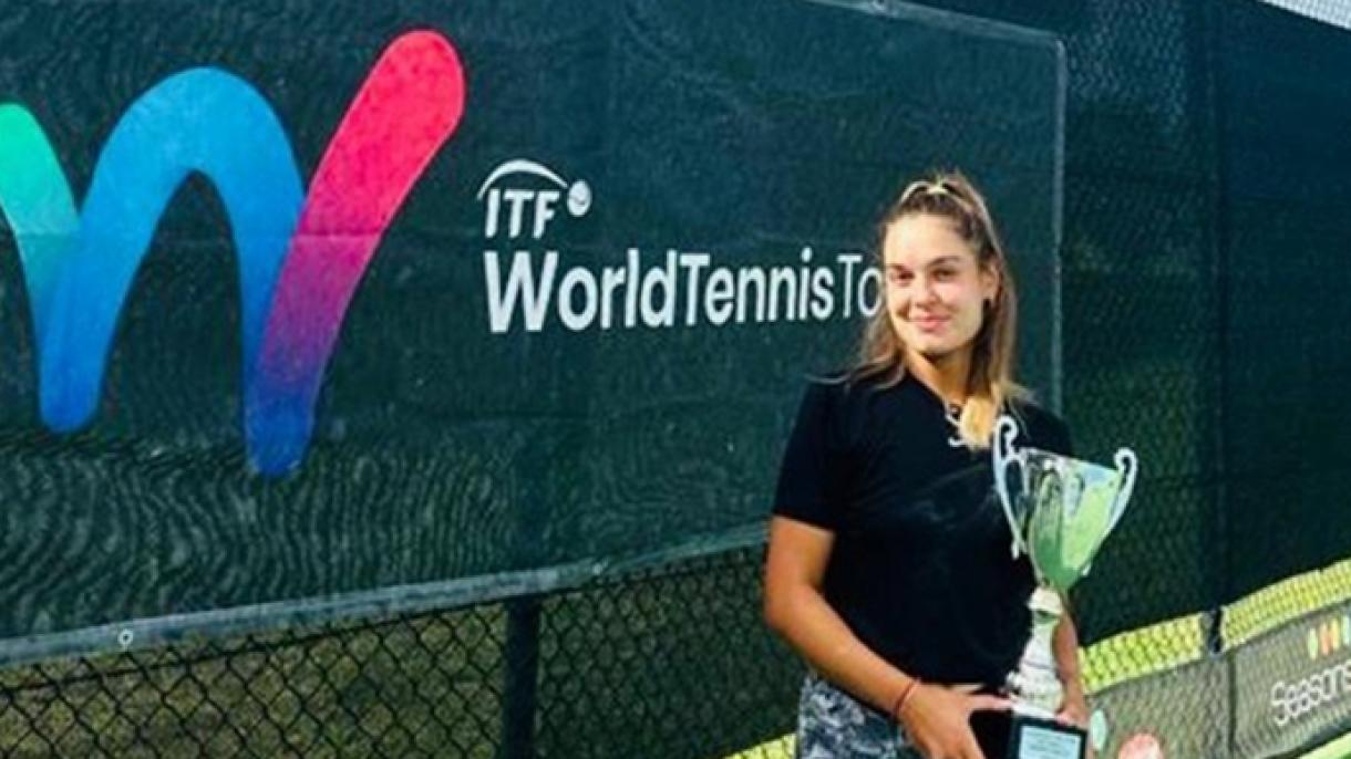 La tenista turca Melisa Ercan se hizo campeona en Australia