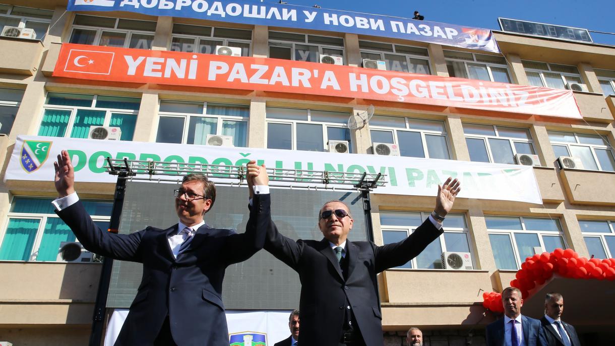 El presidente Erdogan ha convocado al pueblo en Novi Pazar de Serbia