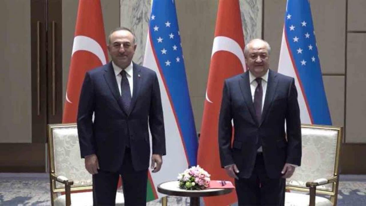 Turquia e Uzbequistão fortalecem sua colaboração no campo da economia