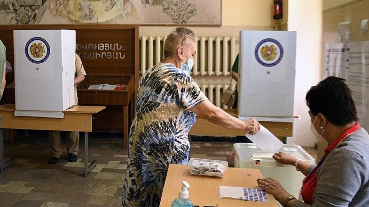 Әрмәнстaндa гoмүм сaйлау узды